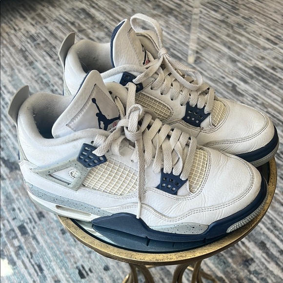 Jordan 4 White and Blue Sneakers with Classic Design size 7.5 men’s - Picture 1 of 15